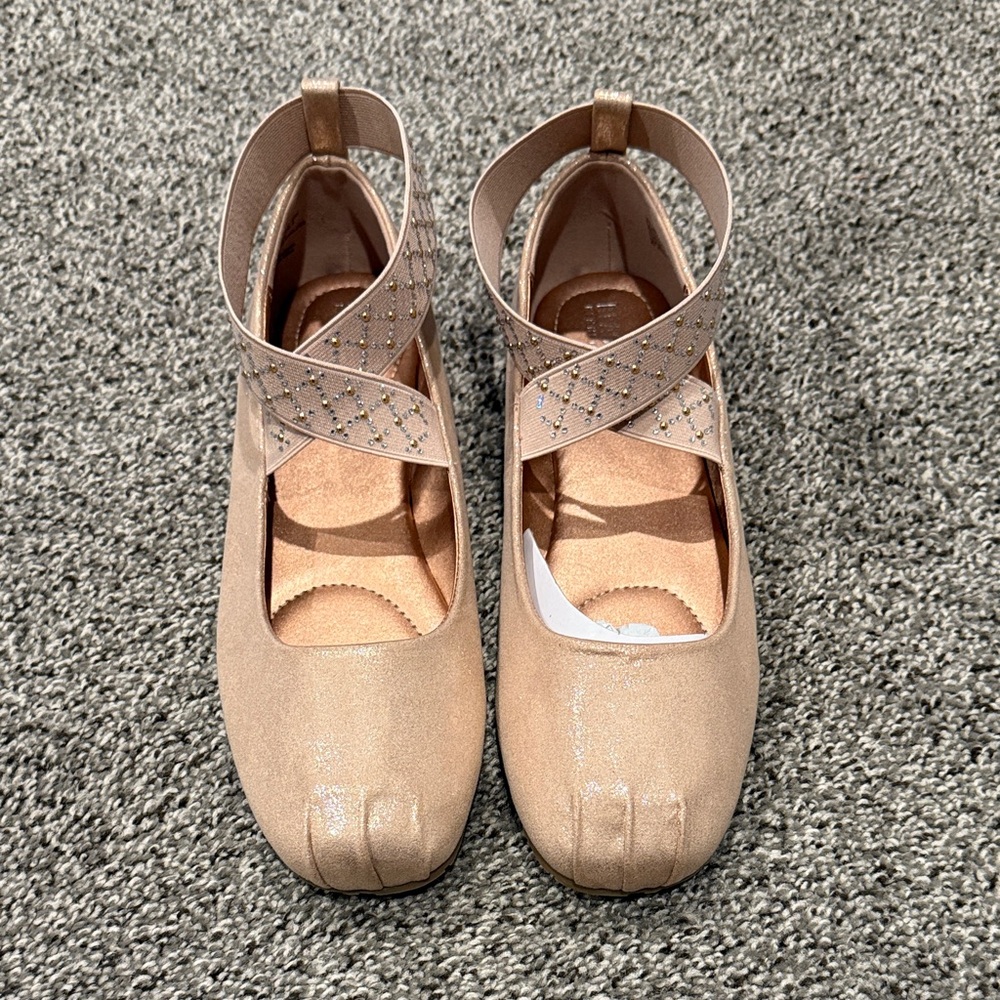 Kenneth Cole Ballet Flats